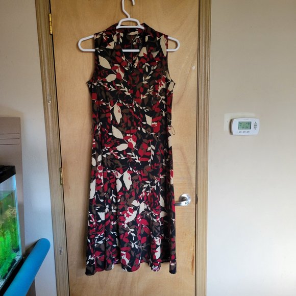 R&K Dresses & Skirts - R&K Originals Dress Size 16 Belted Floral Leaf Red Black More Colors